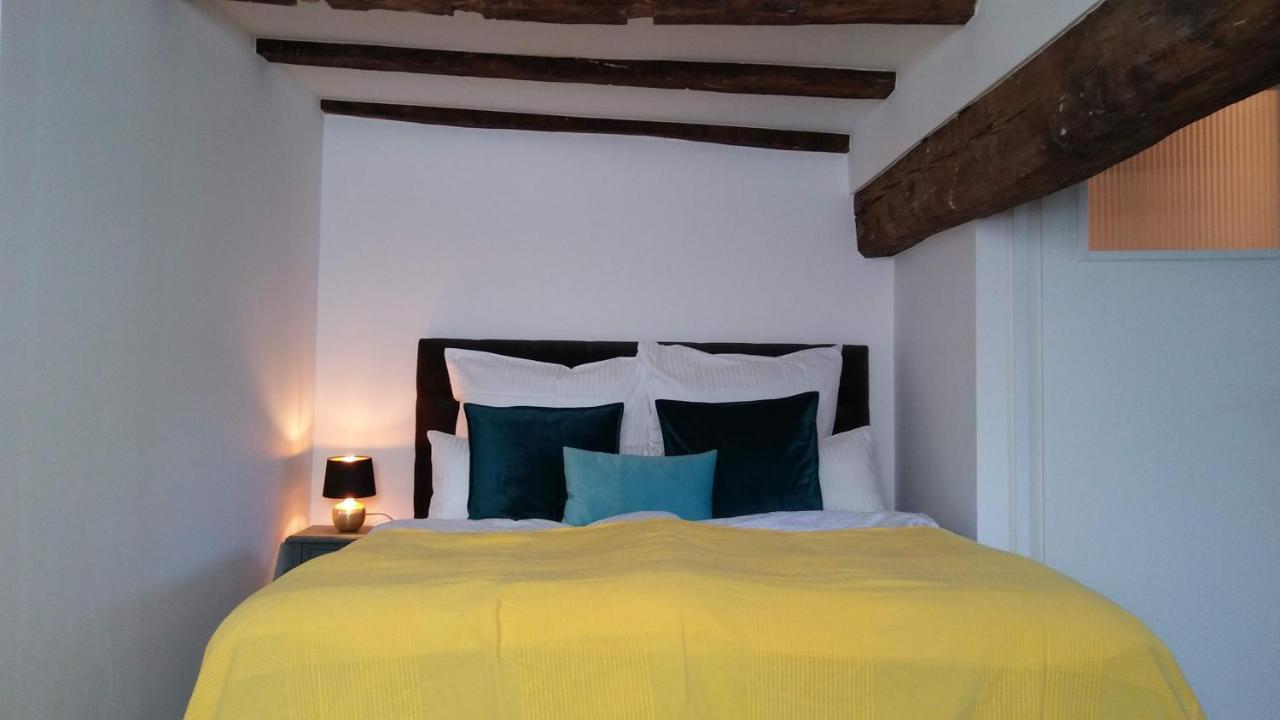 Manoir -1654- Historisch Schlafen In Monschaus Altstadt ภายนอก รูปภาพ