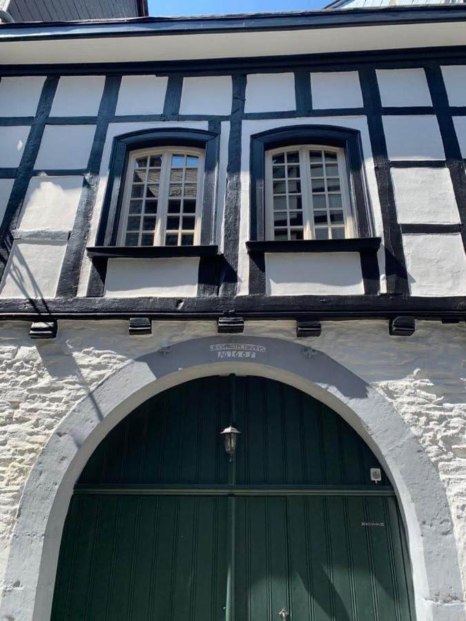 Manoir -1654- Historisch Schlafen In Monschaus Altstadt ภายนอก รูปภาพ